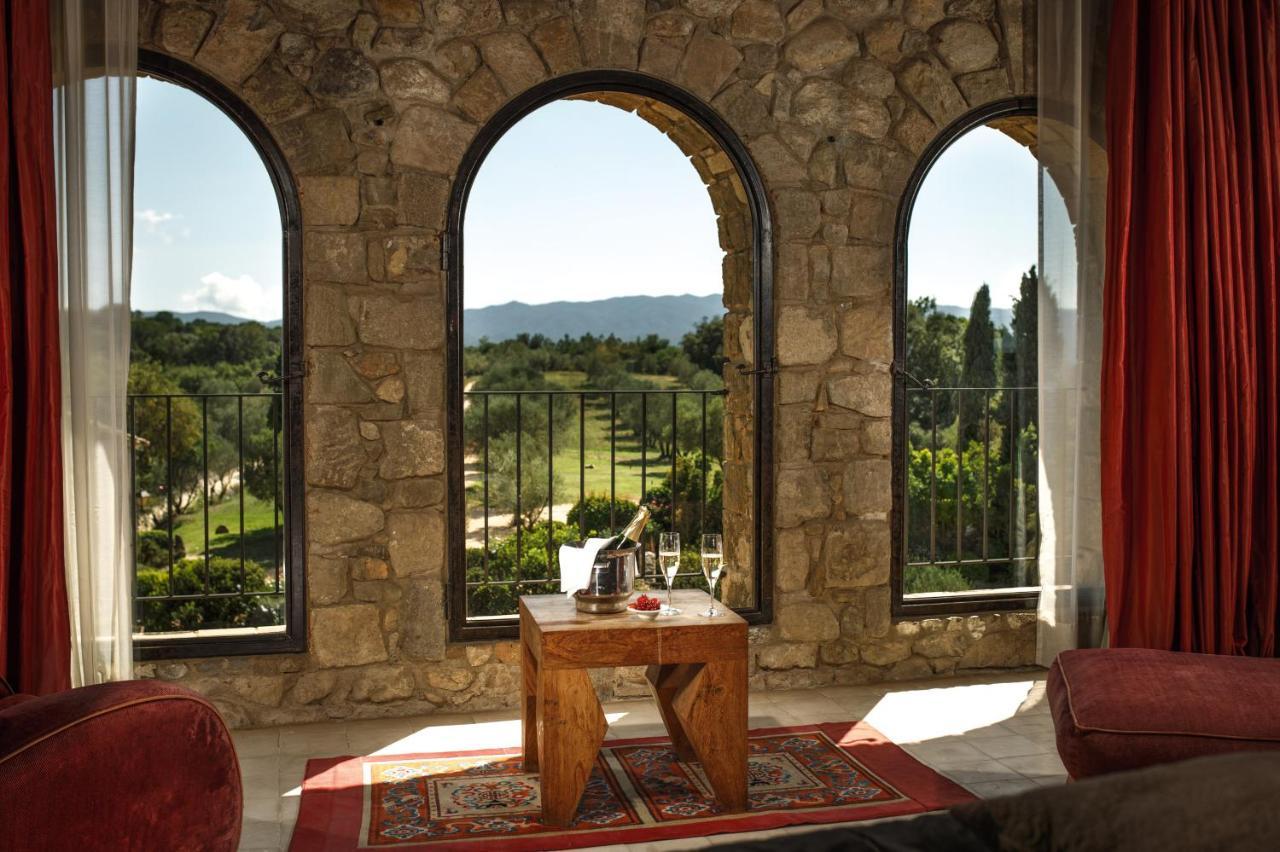 Hotel Castell D'Emporda La Bisbal d'Emporda Экстерьер фото